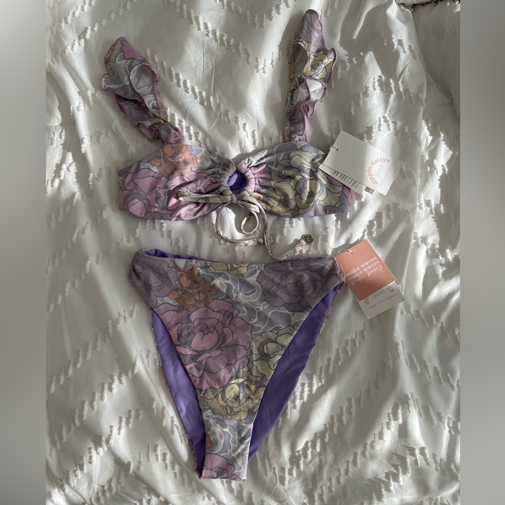 Dippin Daisy’s two piece Bikini set